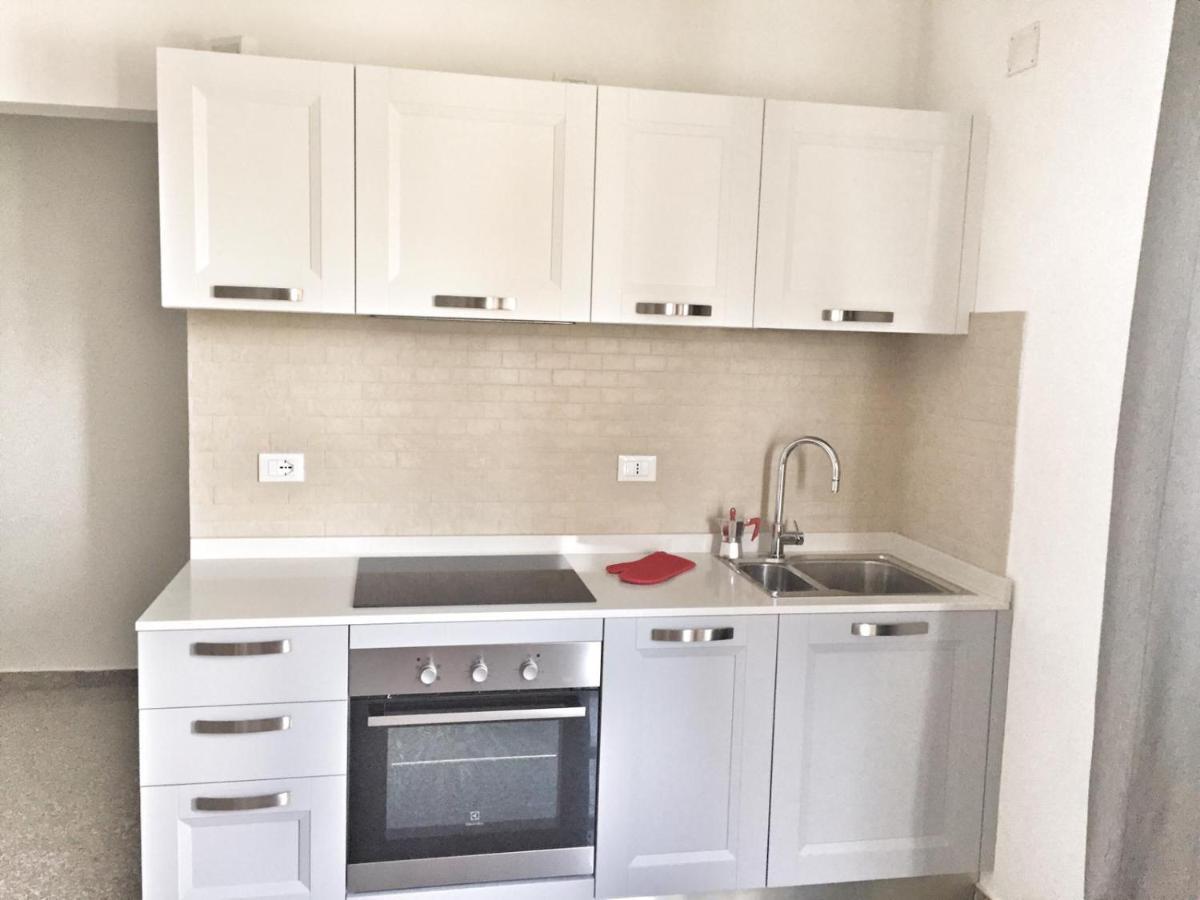 טסרה Red Tower Venice Apartment - 2 Mins From Vce Airport- Free Wifi מראה חיצוני תמונה
